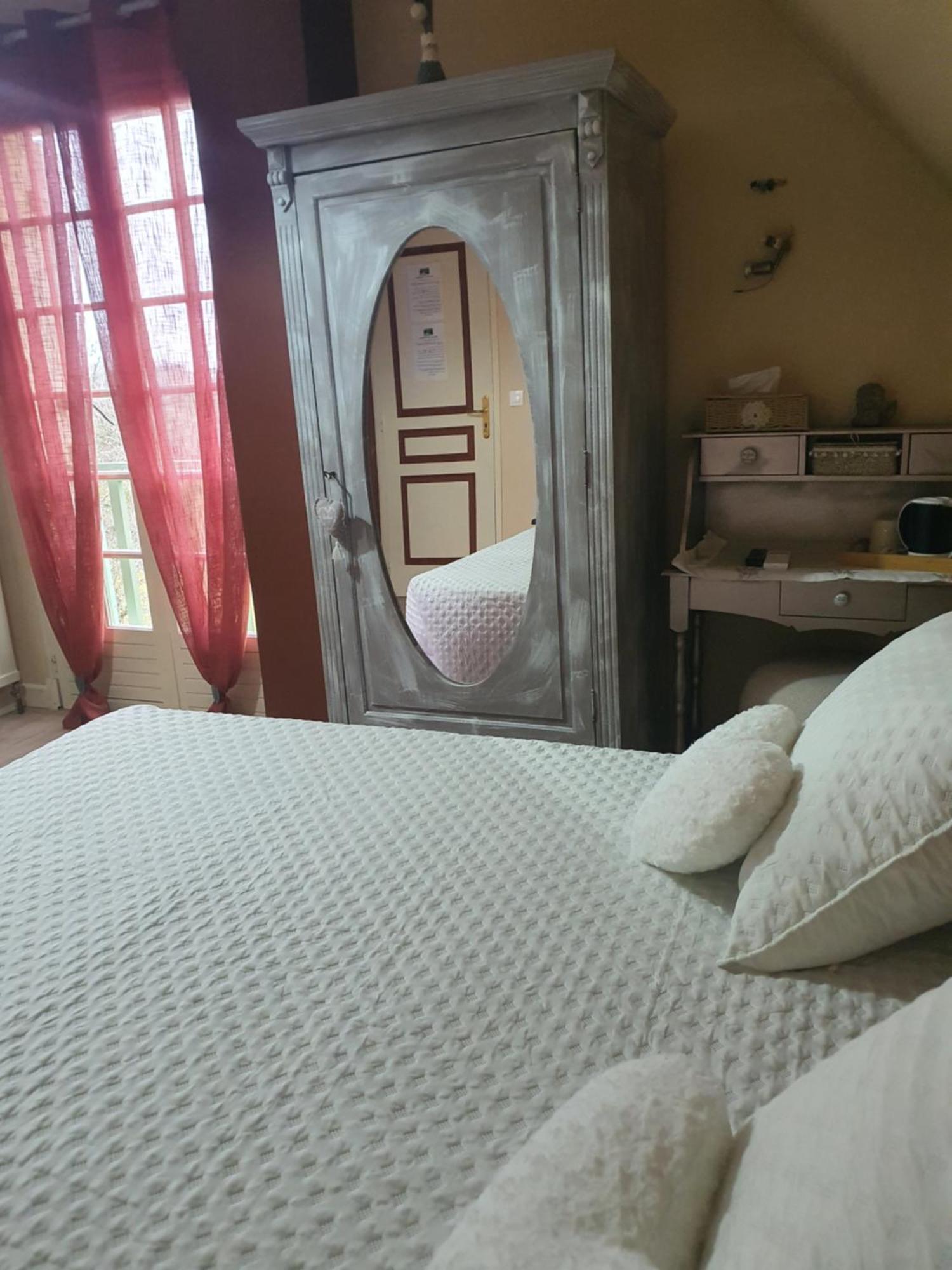 Les Feuillantines Perigord Noir Bed & Breakfast Saint-Cyprien  Exterior photo