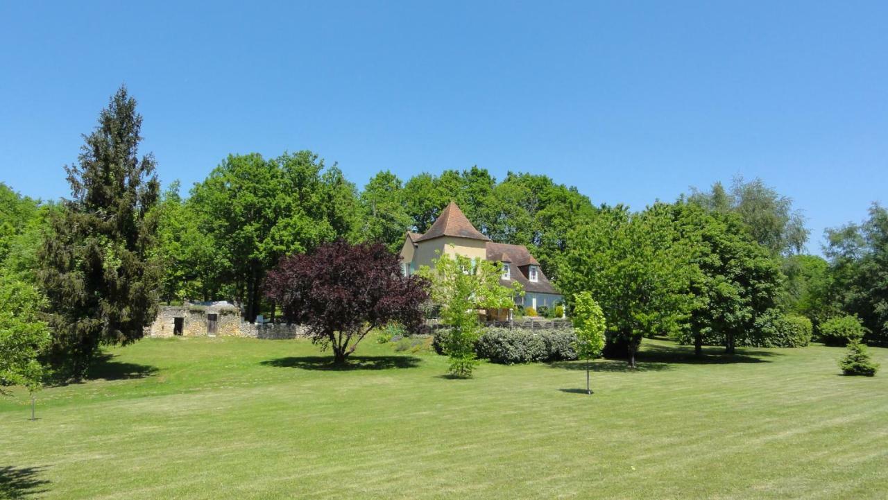 Les Feuillantines Perigord Noir Bed & Breakfast Saint-Cyprien  Exterior photo